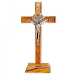 Krzyż z drzewa oliwnego z medalem Św.Benedykta 20,5 cm - Wersja Lux ZŁ